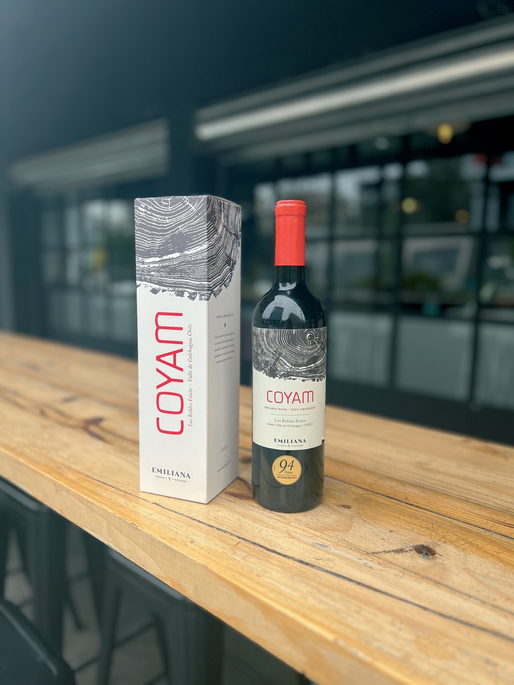 Estuche COYAM producido por AURO para Viña Emiliana
